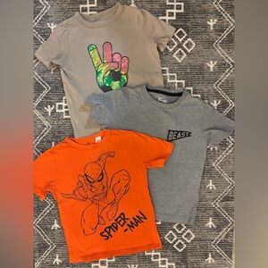 Gap and H&M boys tee bundles size XS 5/6 Soccer and Spiderman